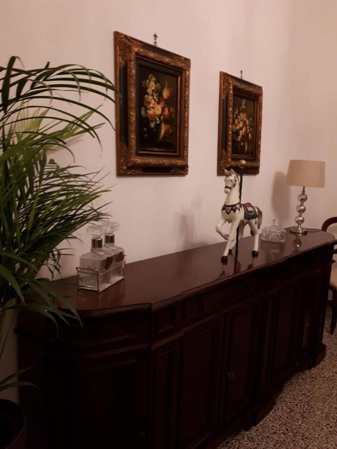 La Casa Sotto Il Castello Apartment Брачано Екстериор снимка