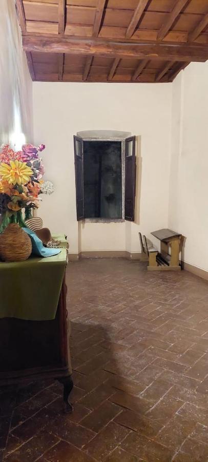 La Casa Sotto Il Castello Apartment Брачано Екстериор снимка