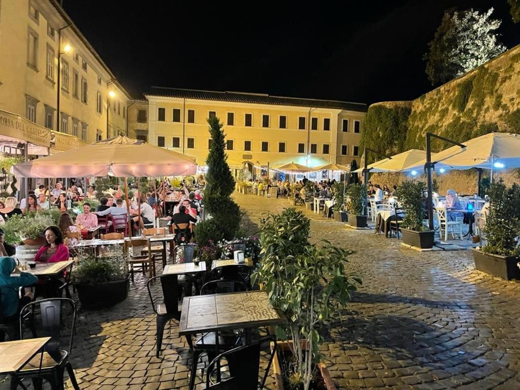 La Casa Sotto Il Castello Apartment Брачано Екстериор снимка